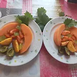 Lotus Flower לינה וארוחת בוקר Sant'Olcese
