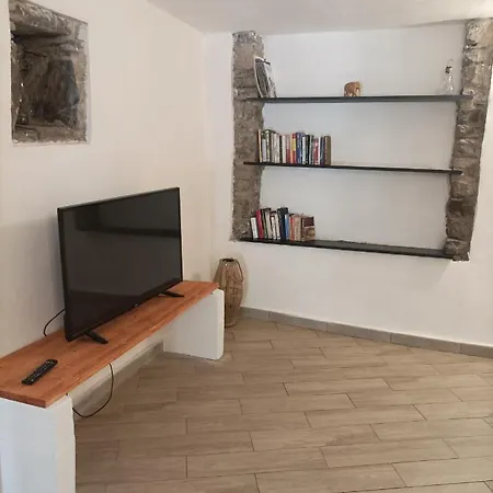 Lotus Flower Sant'Olcese