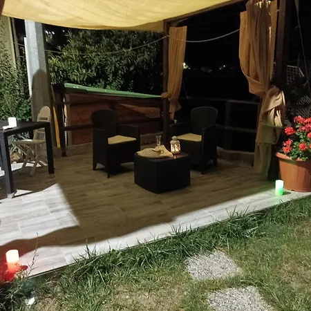 Bed & Breakfast Lotus Flower 3*