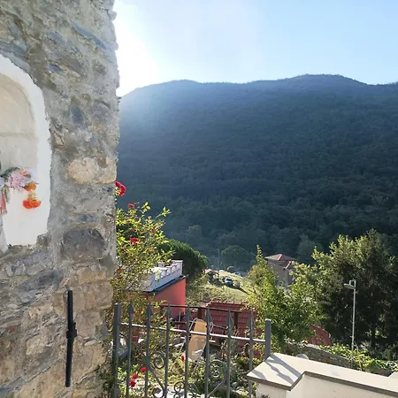 Bed & Breakfast Lotus Flower Sant'Olcese