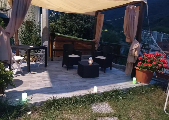 Lotus Flower Bed & Breakfast 3*